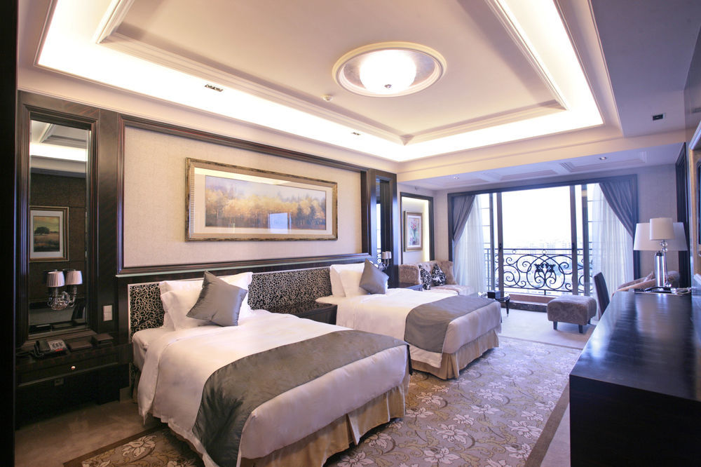 Chateau Star River Guangzhou-Chateau Star River Guangzhou-Trade Fair Shuttle Bus Exterior photo